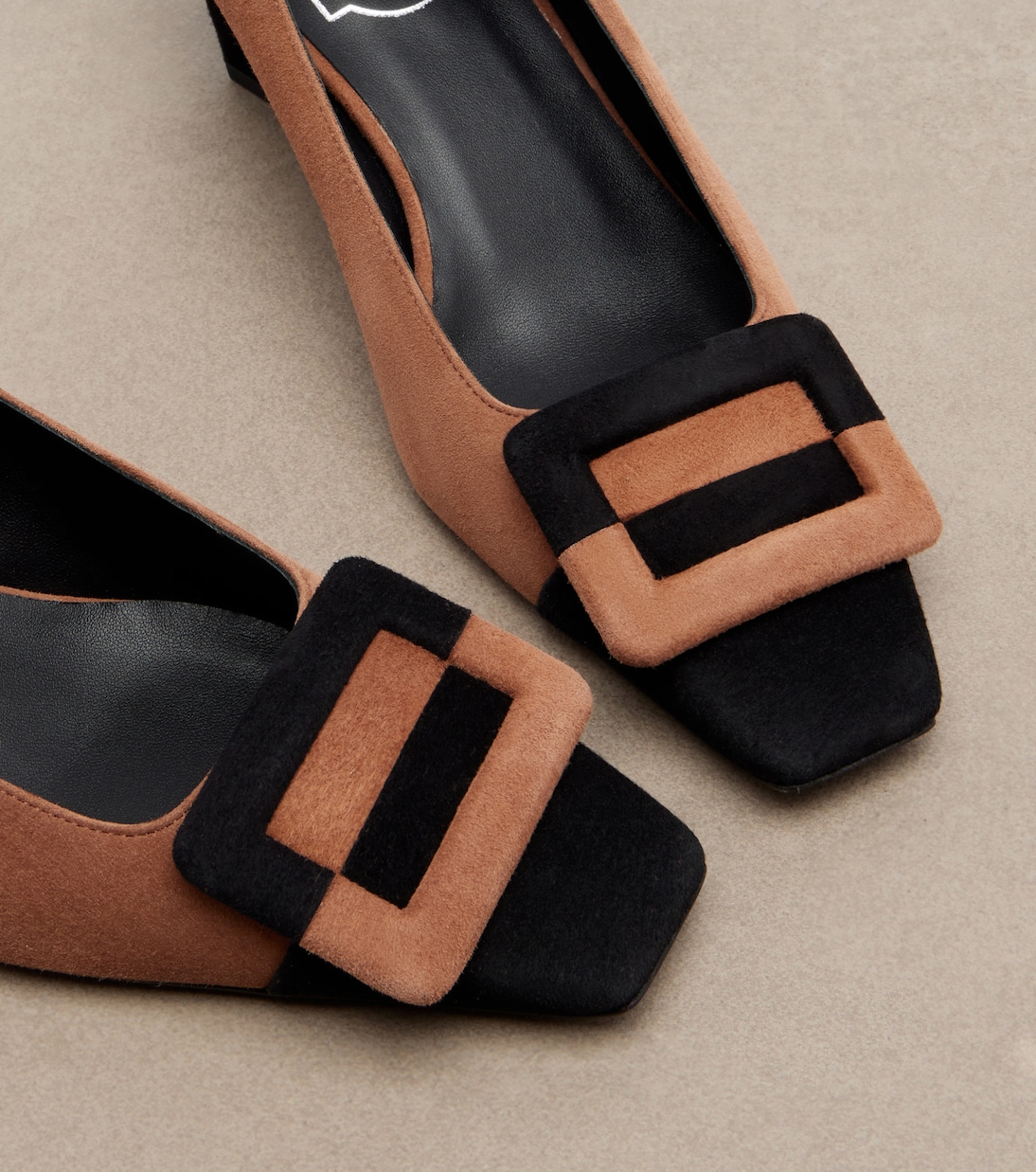 Belle Vivier suede pumps | Roger Vivier