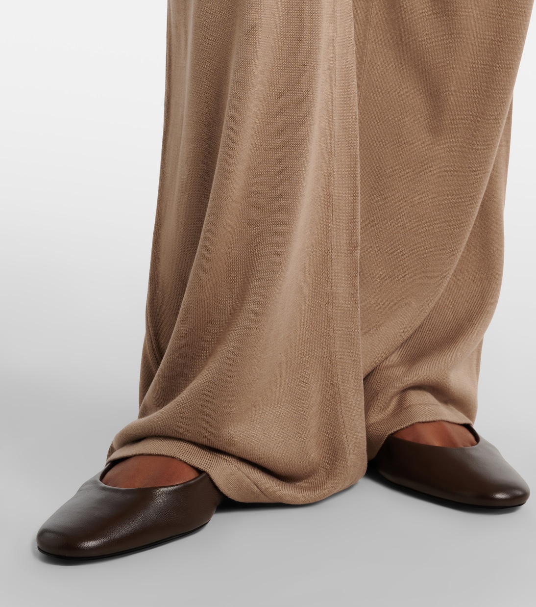 Pantalones rectos Esme en mezcla de seda | Aya Muse