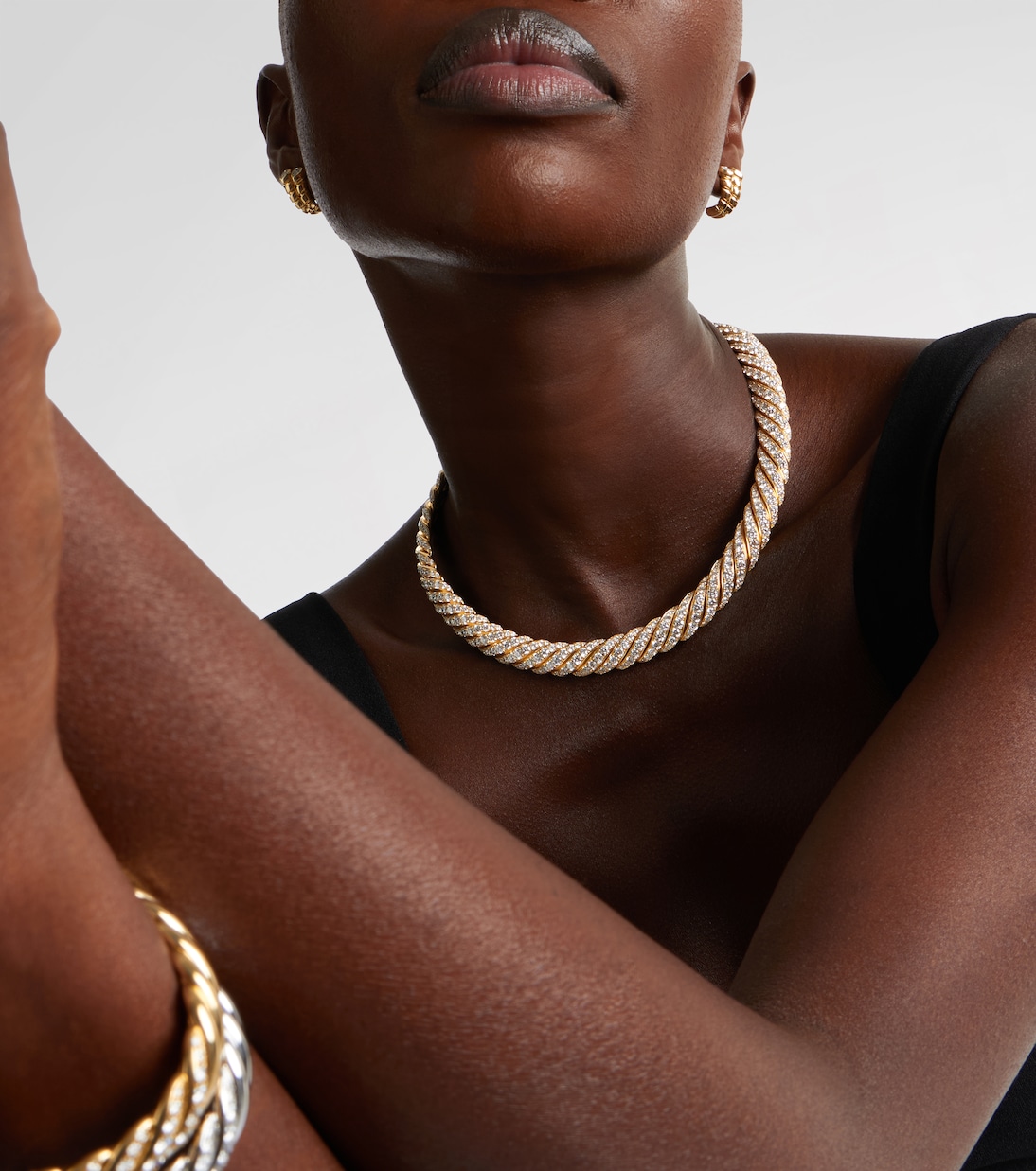 Choker Sculpted Cable Flex en or 18 ct (750/1000) et diamants | David Yurman