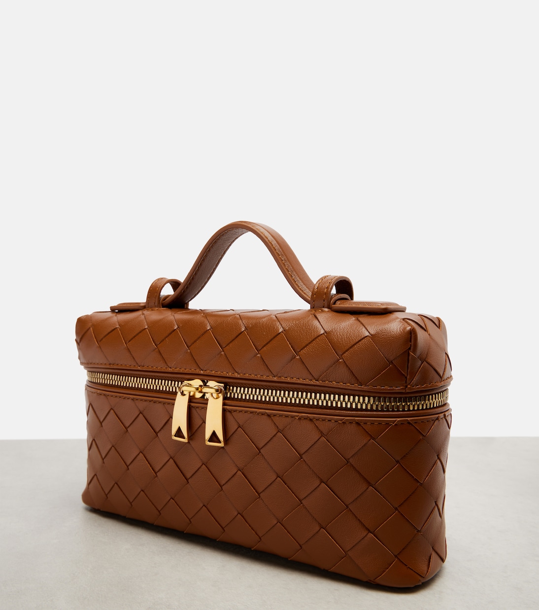 Bang Bang Intrecciato leather vanity bag | Bottega Veneta