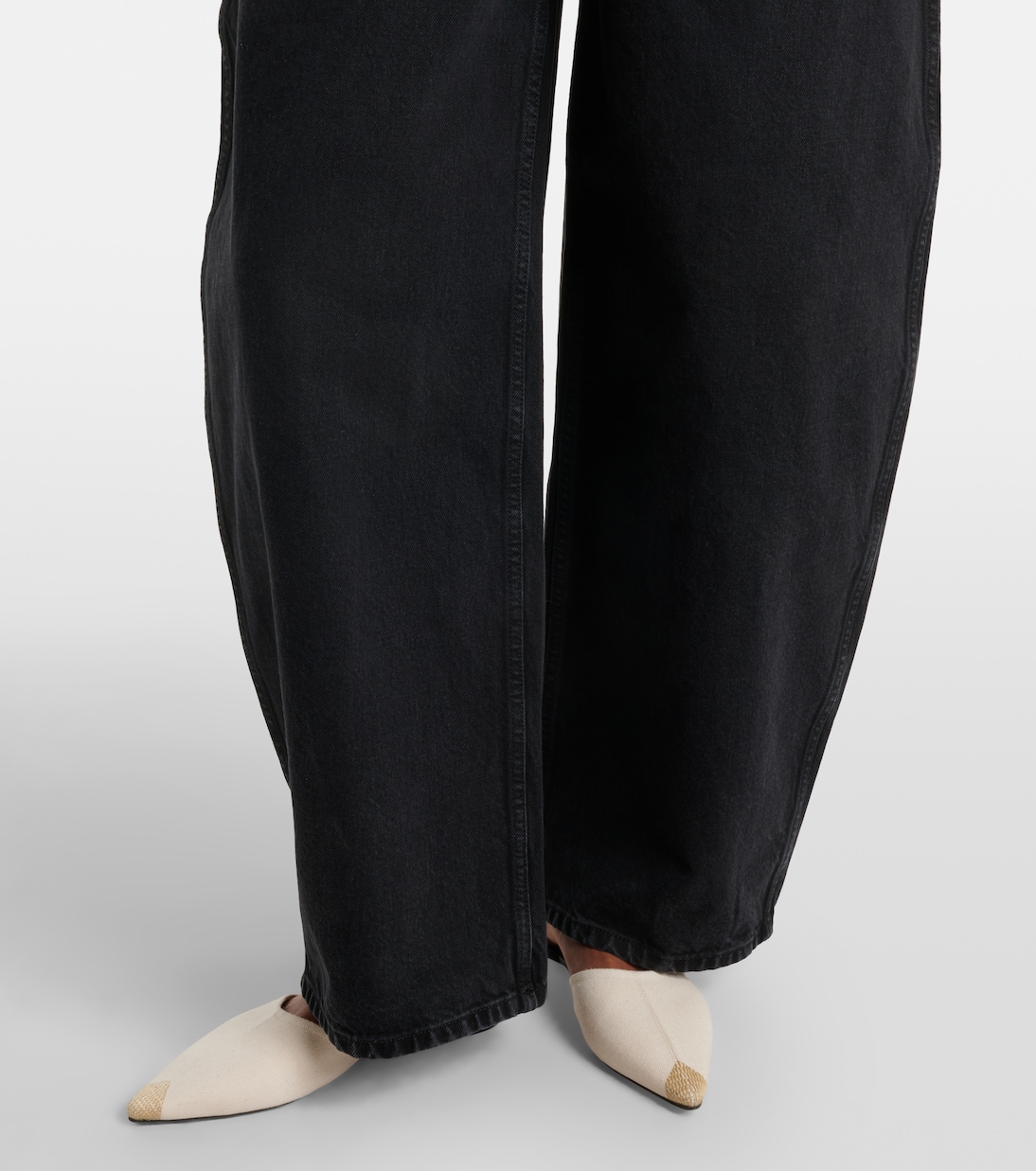 Ovalo de-Nîmes barrel-leg jeans | Jacquemus