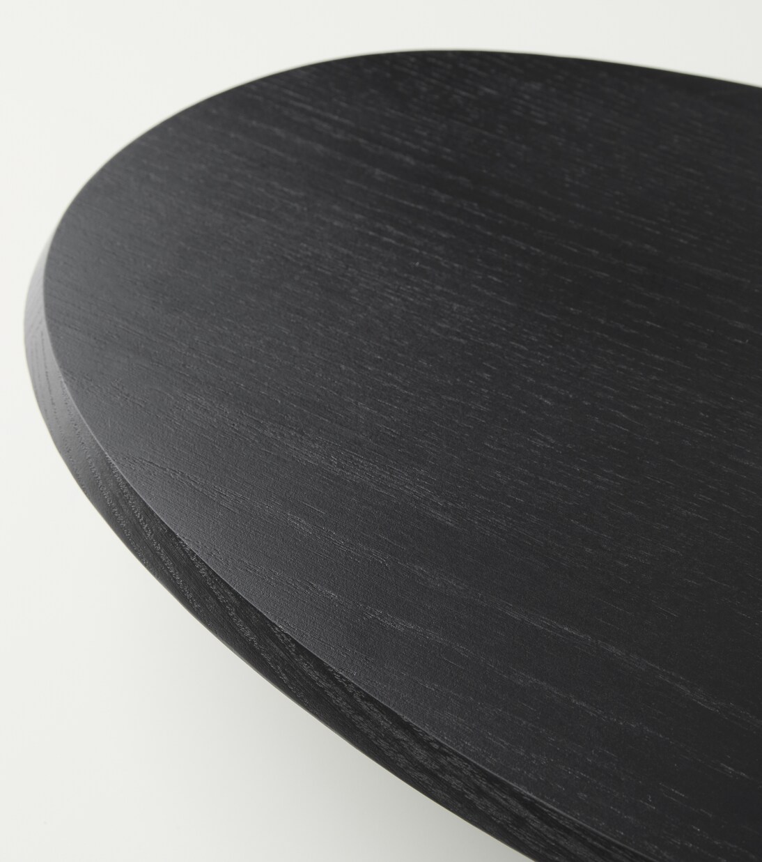 Dune wooden cake stand by Kelly Wearstler | Serax