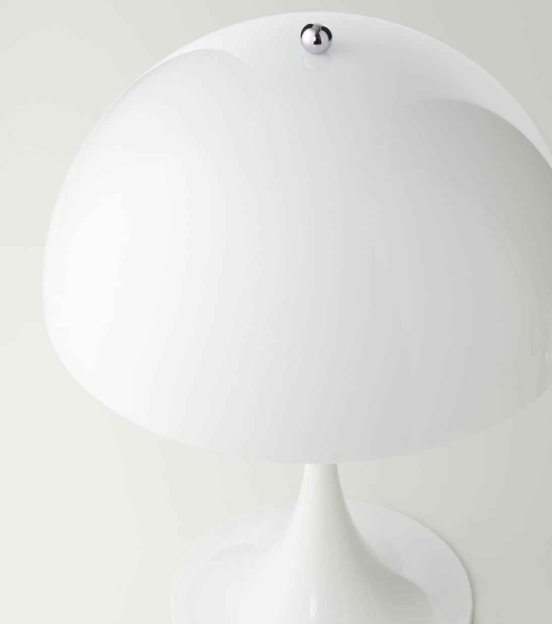 Panthella 320 table lamp by Verner Panton (universal plug) | Louis Poulsen