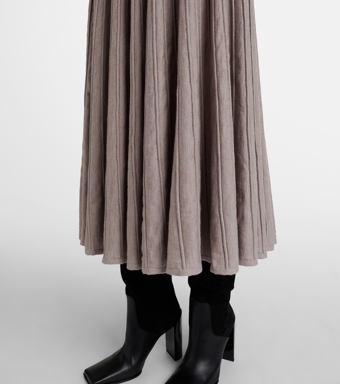 Pleated wool-blend midi skirt  | Alaïa