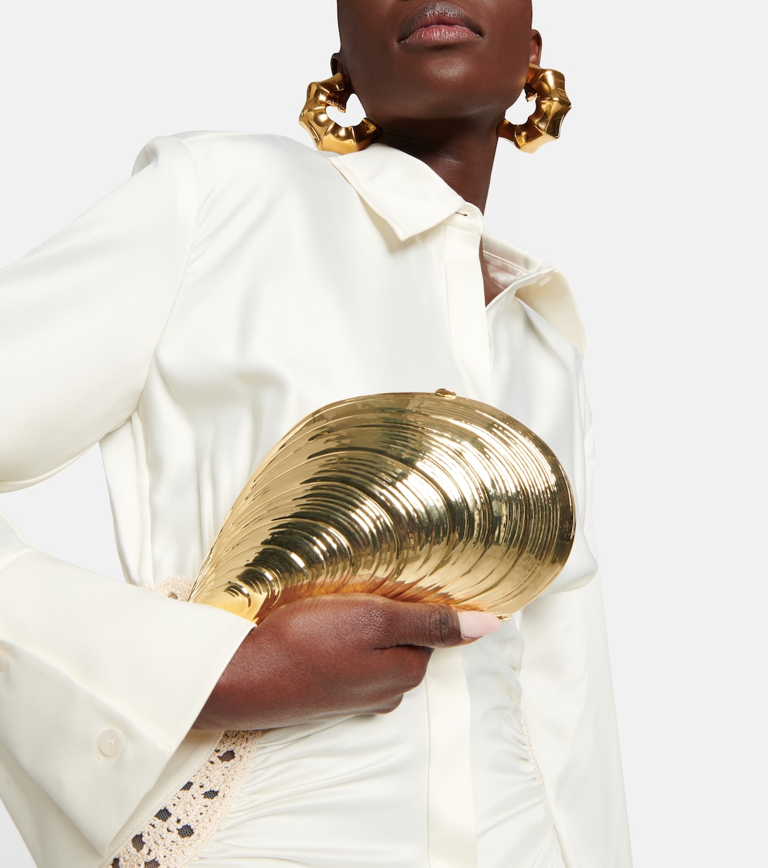 Bridget metal shell clutch | Simkhai