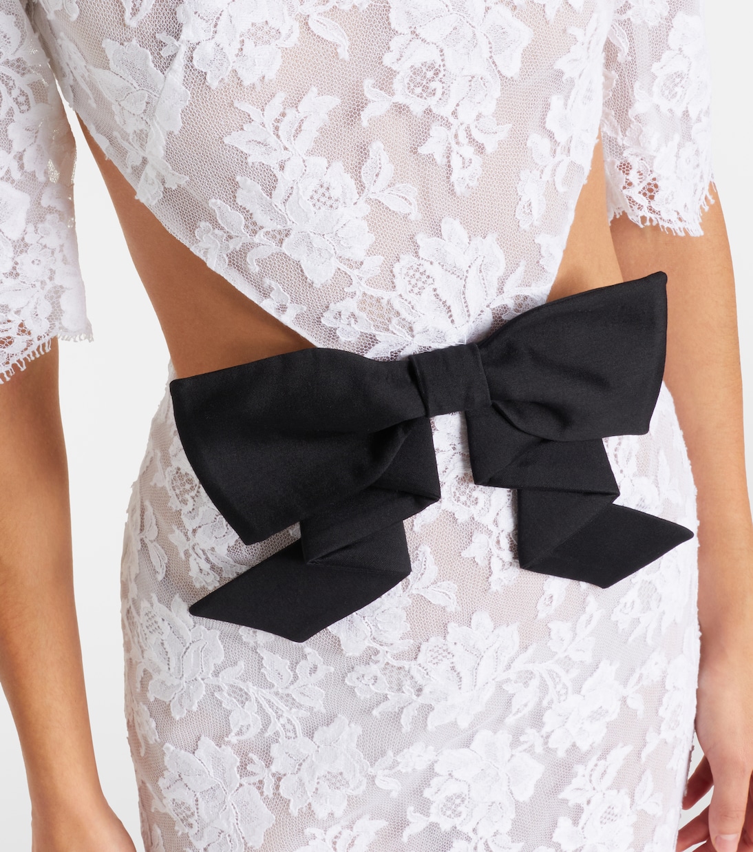 Robe aus Spitze | Shushu/Tong