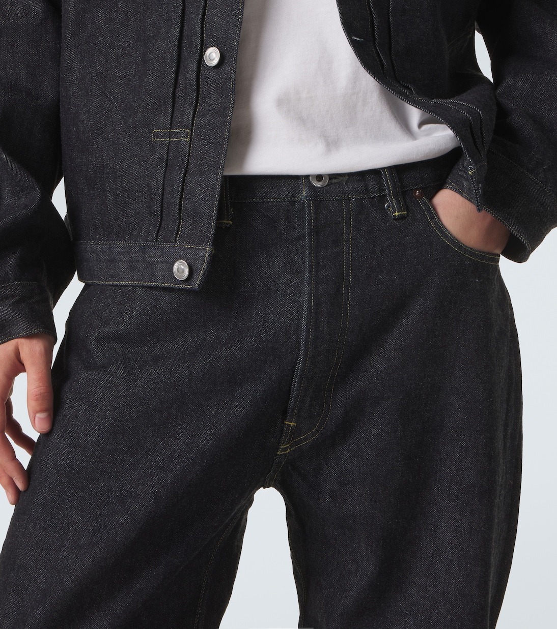 Jeans mit weitem Bein | A.Presse