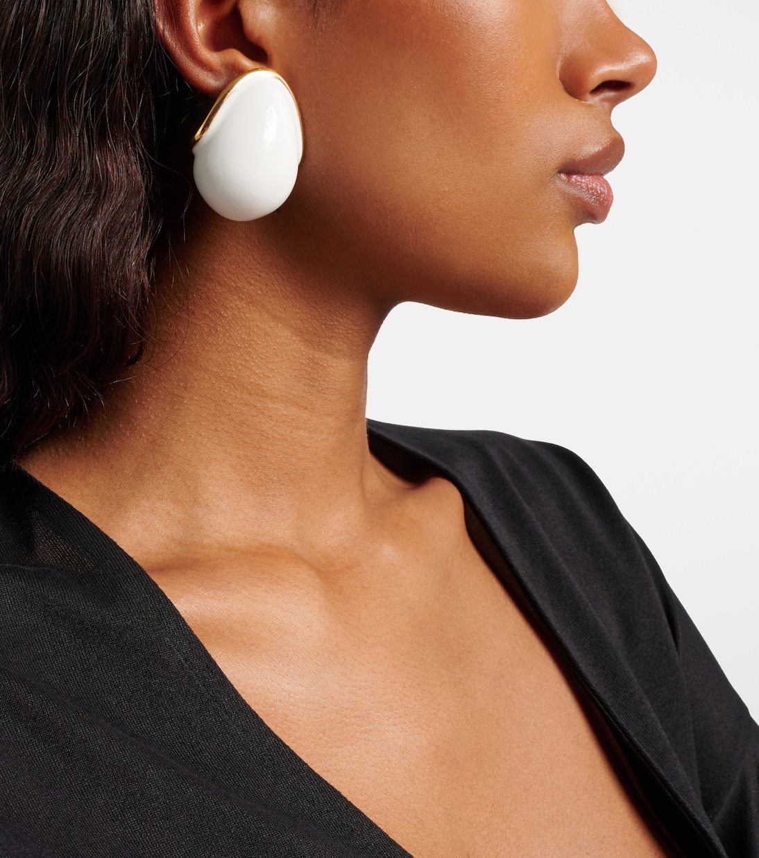Raisin earrings | Jacquemus