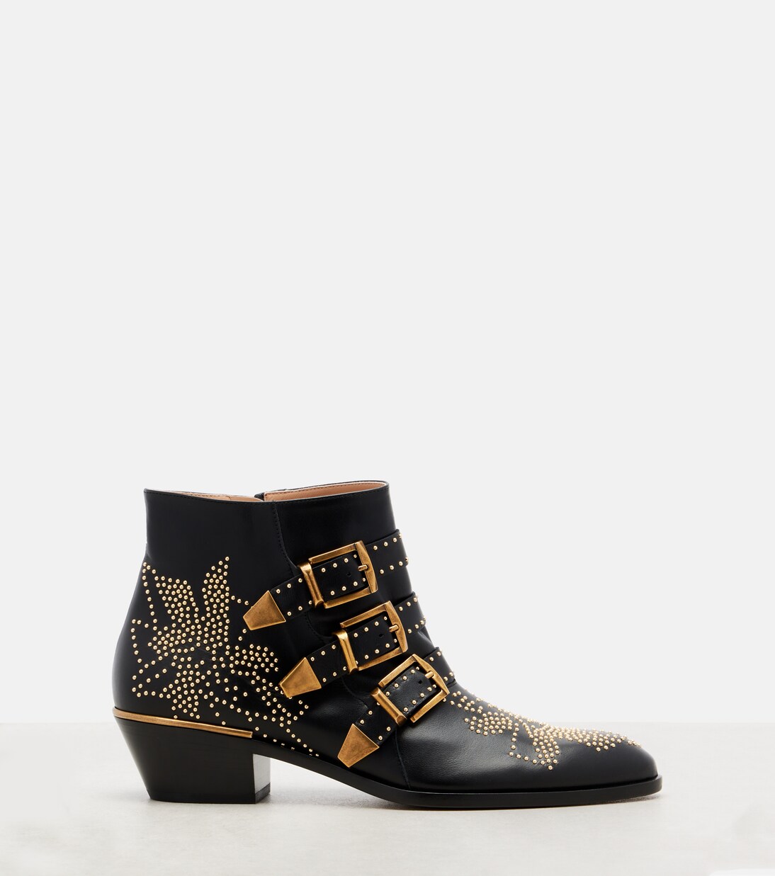 Susanna studded leather ankle boots | Chloé