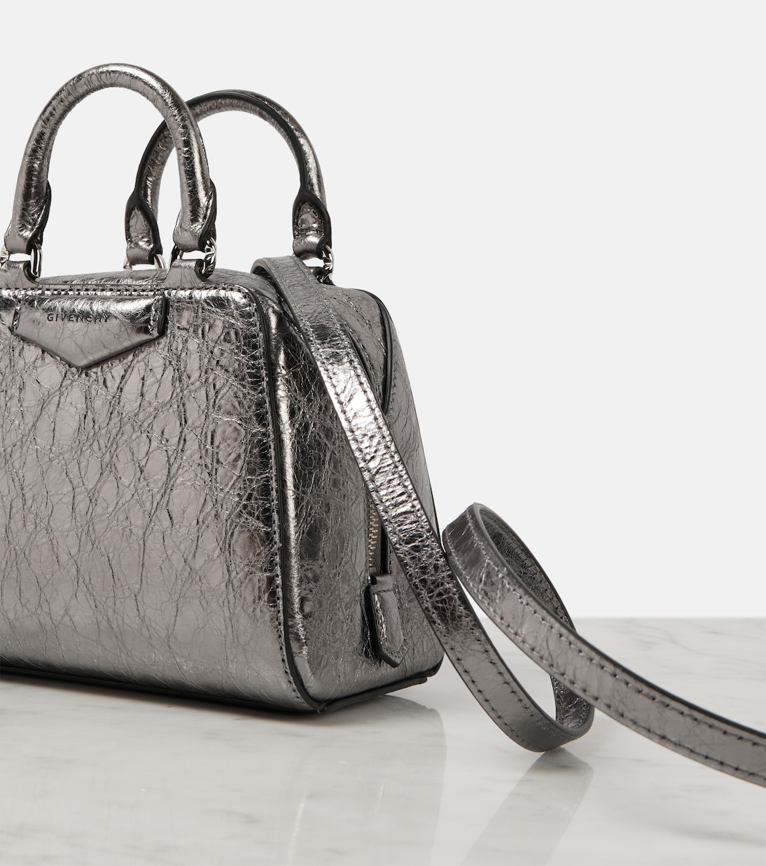 Antigona Cube Nano leather tote bag | Givenchy