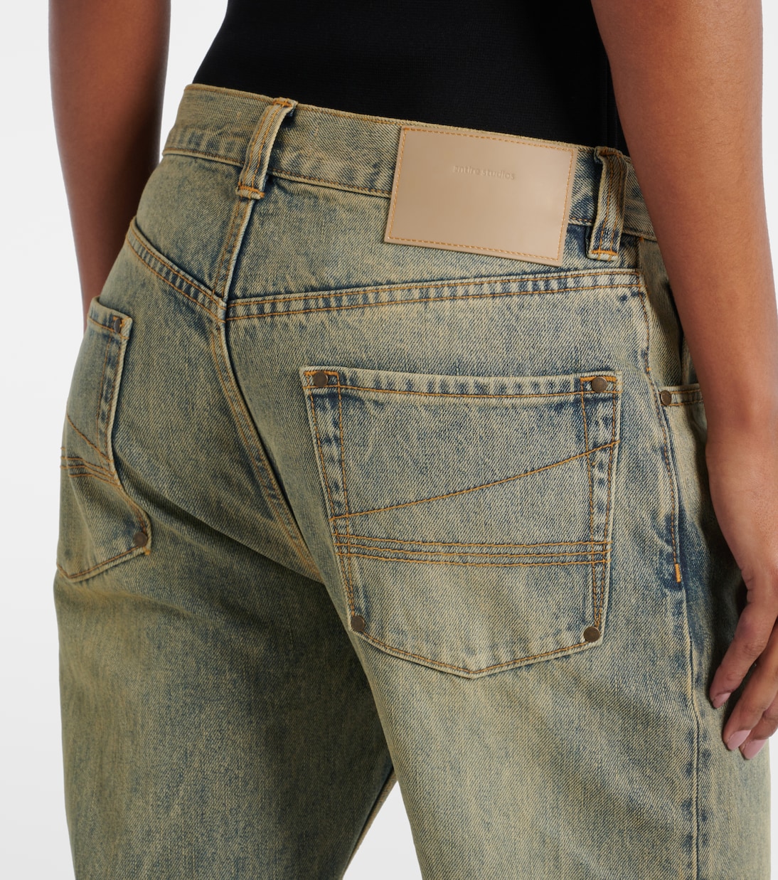 Jeans rectos Slem de tiro medio | Entire Studios