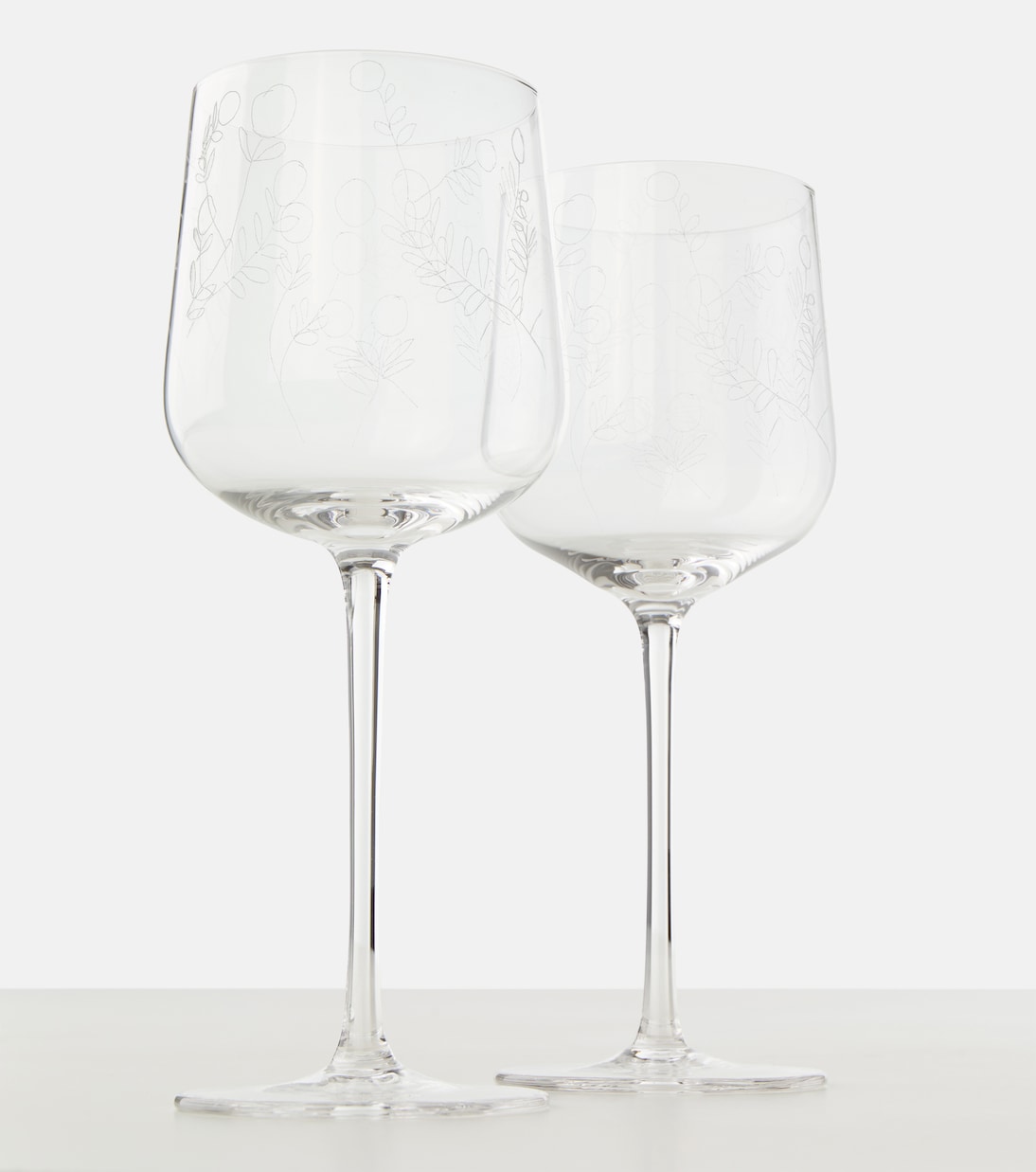 Set Midnight Flowers Mirtillo Tea aus vier Weißgläsern by Marni | Serax