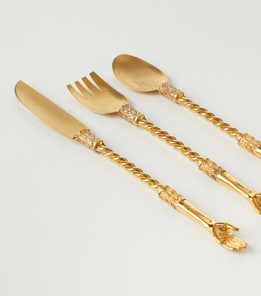 Gold-plated cutlery set | Natalia Criado