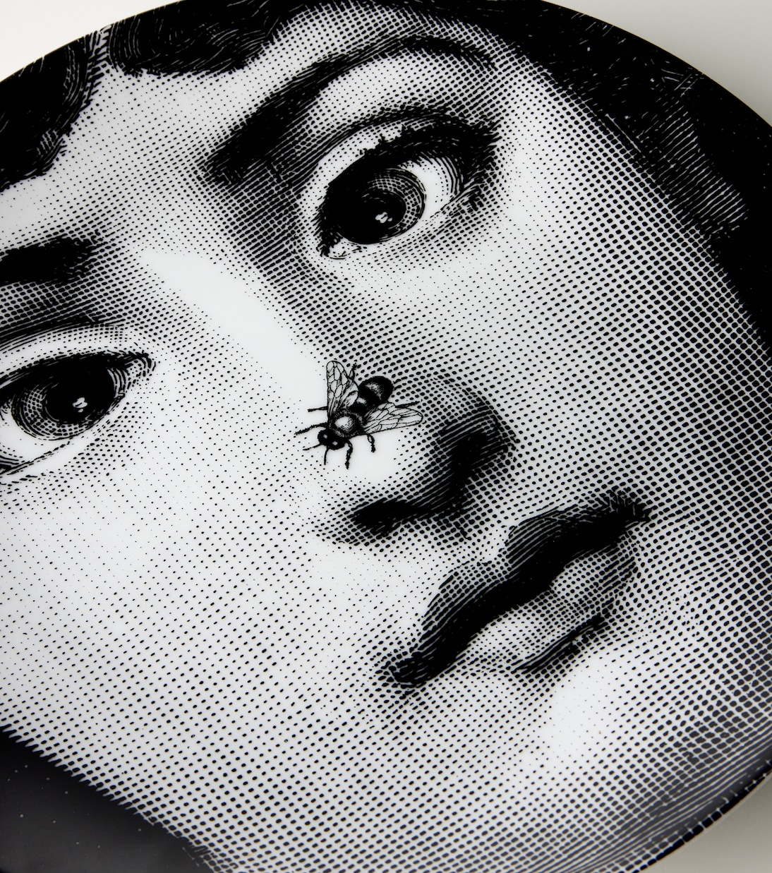 Tema E Variazioni N.363 porcelain wall plate | Fornasetti