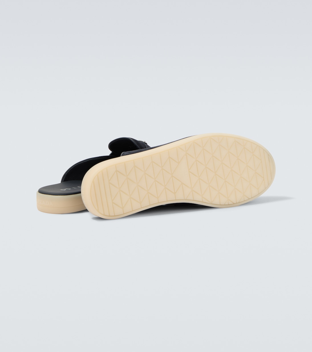 Slippers aus Veloursleder | Prada
