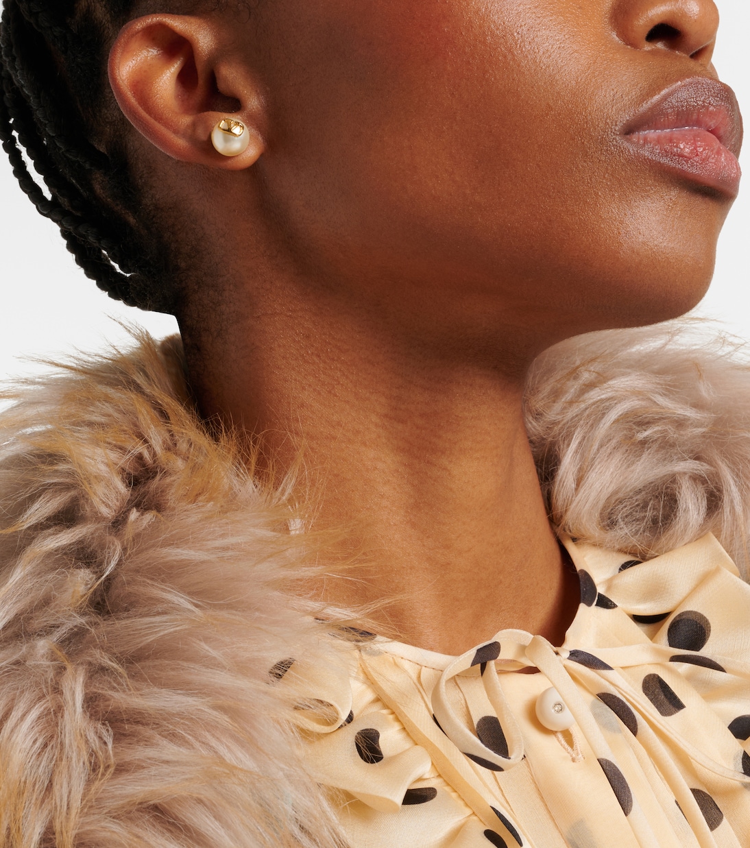 VLogo faux pearl earrings | Valentino