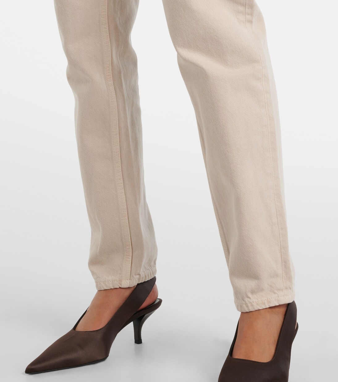 Low-rise tapered jeans | Toteme