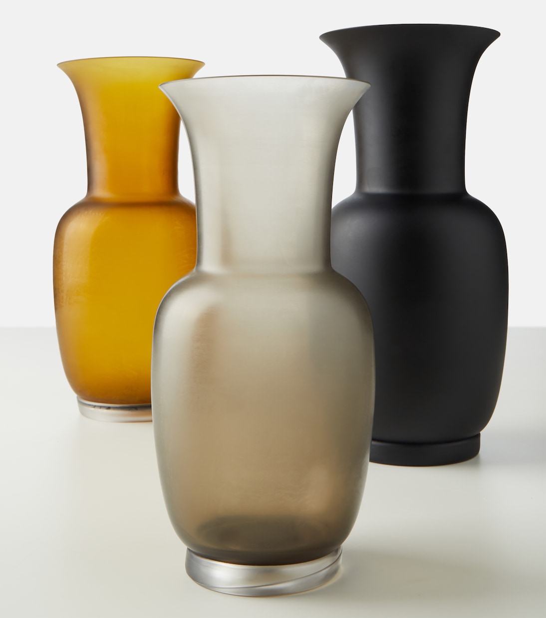 Satin Murano glass vase | Venini