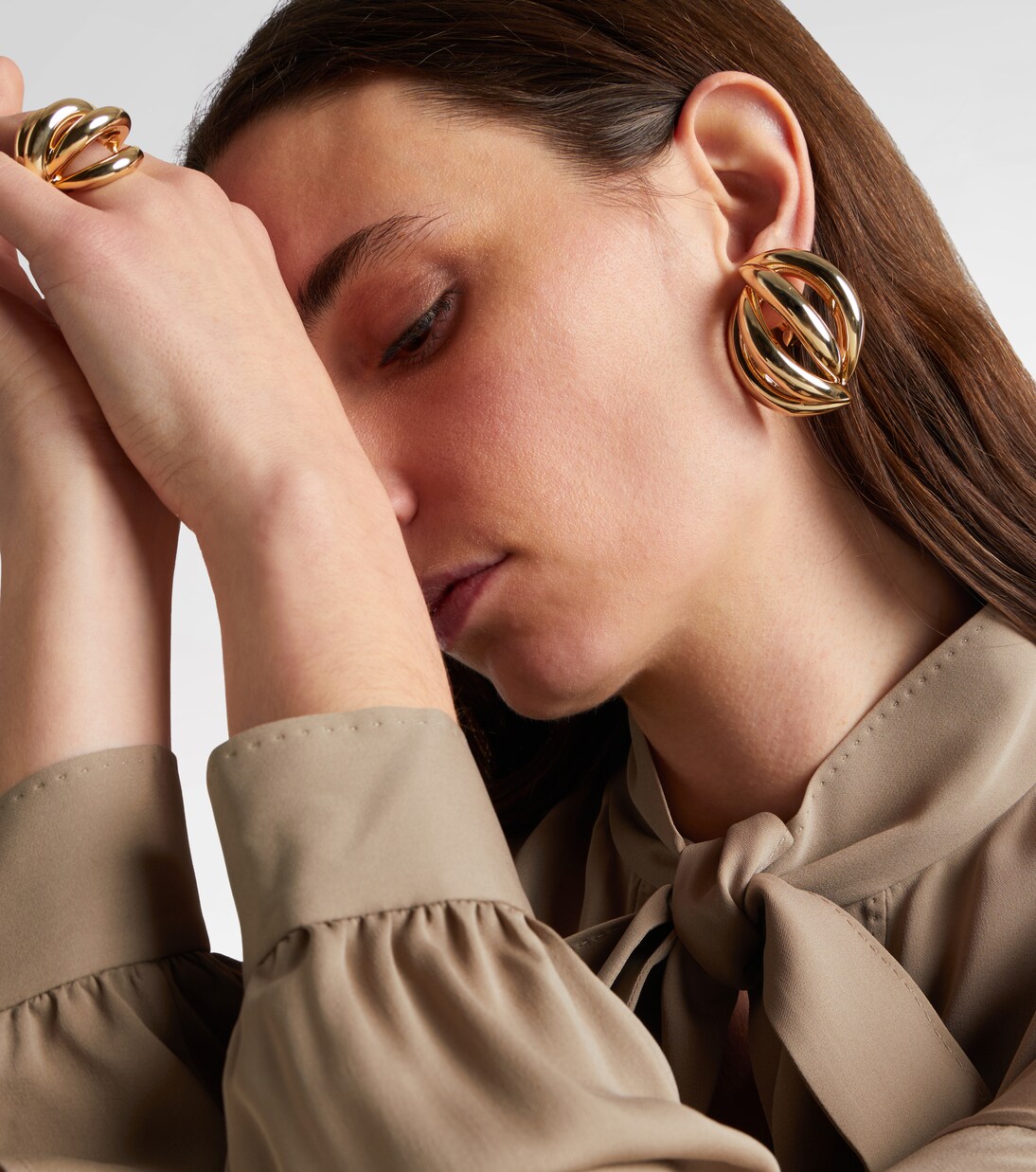 Boucles d’oreilles Abstract Line clip-on en plaqué or 10 ct | Jennifer Fisher