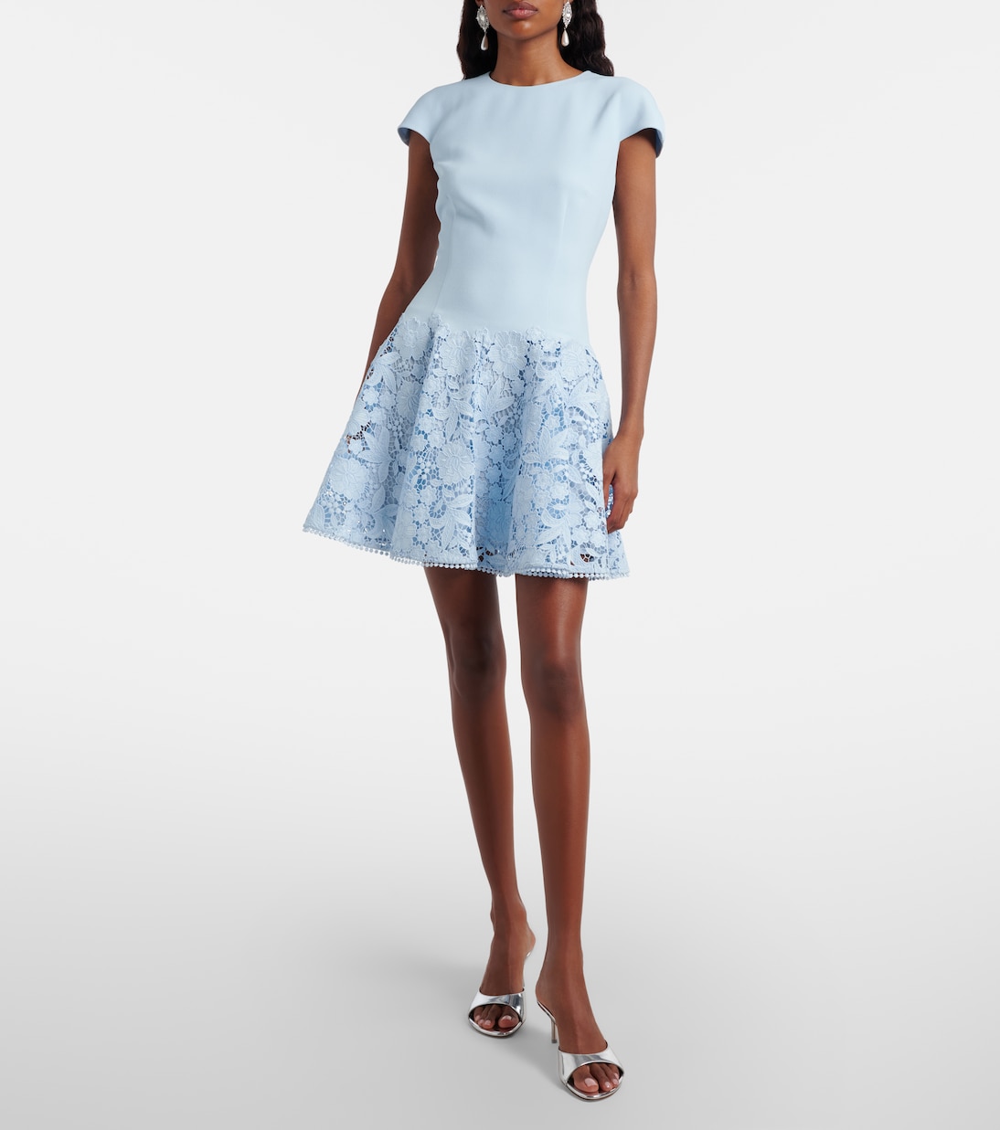 فستان قصير مع تقليم بالدانتيل | Self-Portrait