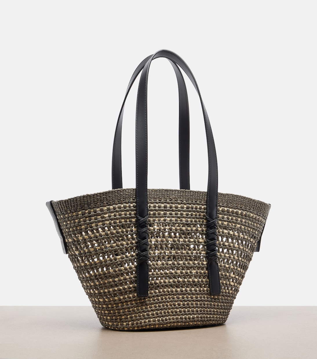 Paula's Ibiza Braid Medium basket bag | Loewe