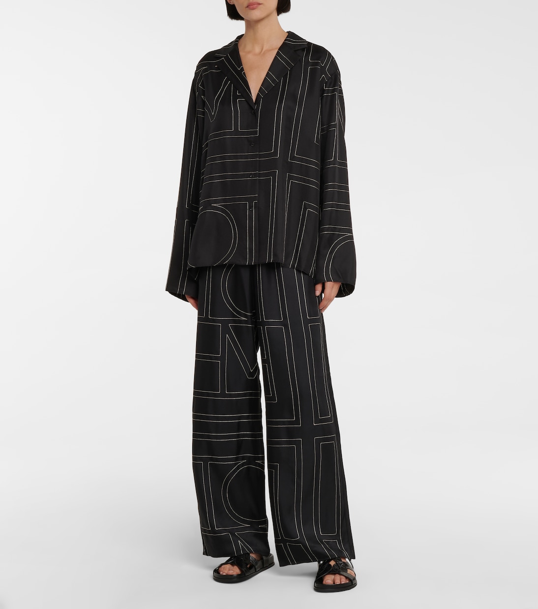 Chemise brodée en soie à logo | Toteme