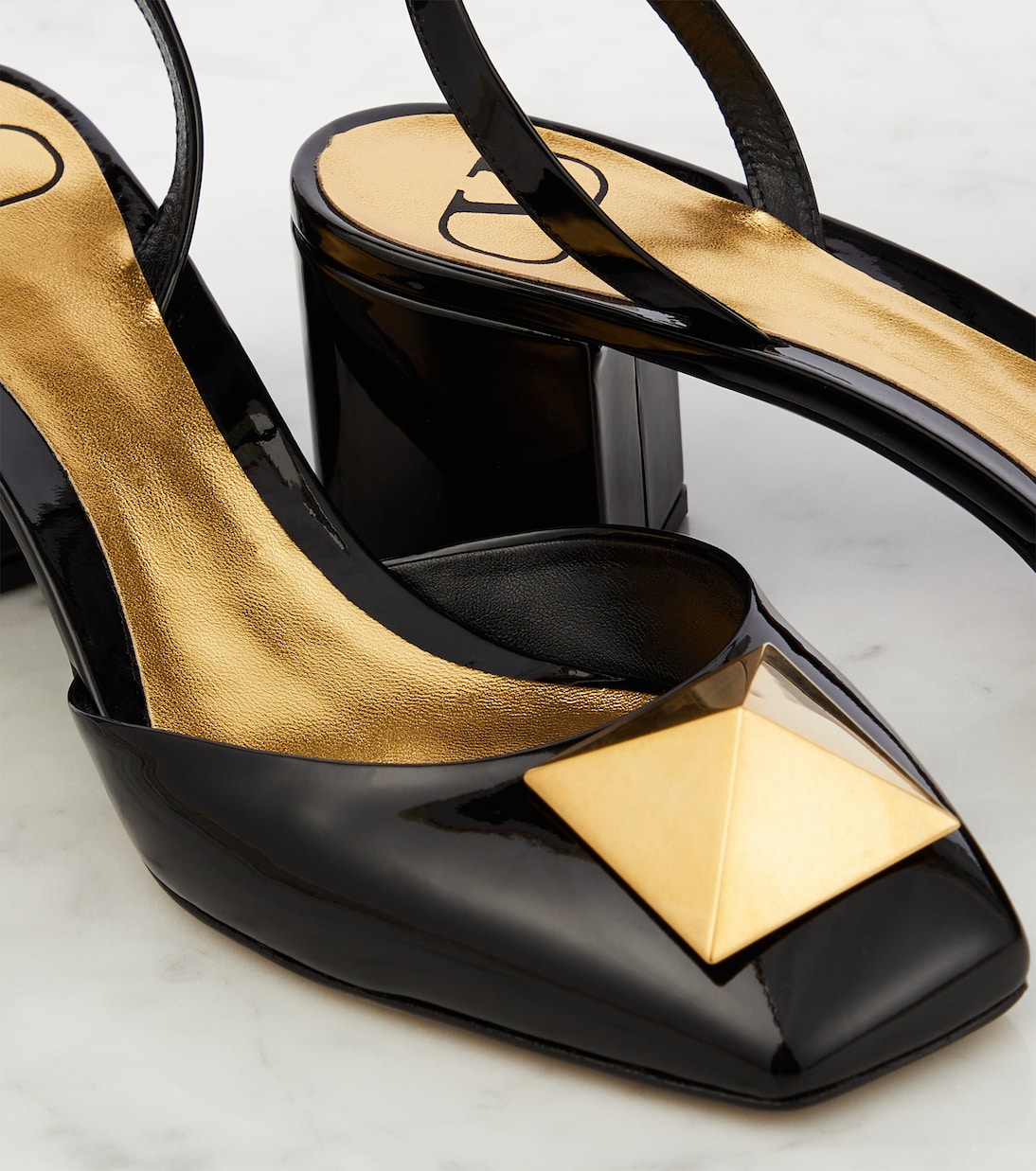 Escarpins One Stud en cuir verni | Valentino Garavani