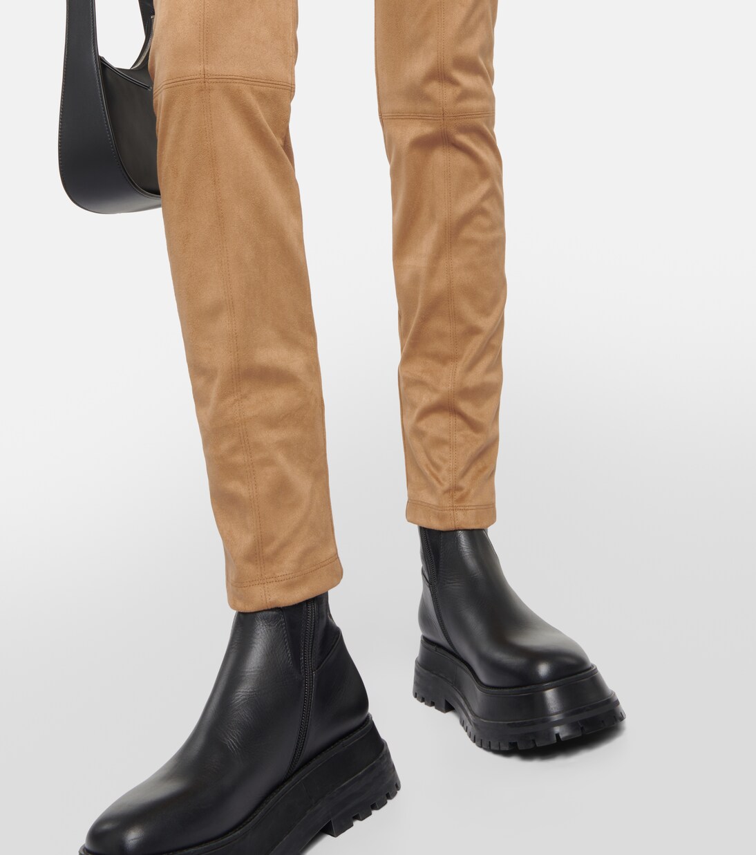 Leisure Hose Ebe aus Velourslederimitat | Max Mara