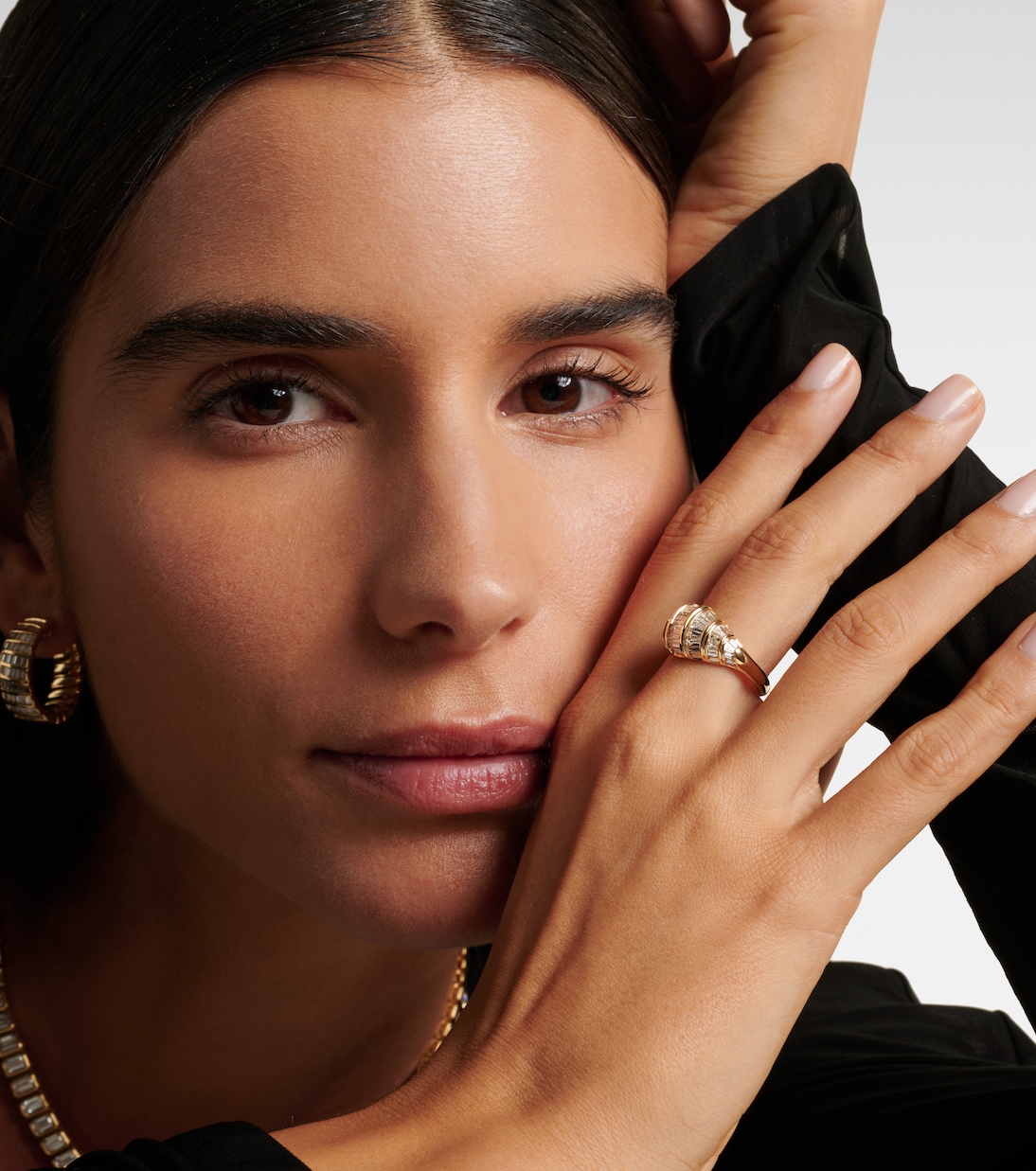 Zoe 18kt gold ring with diamonds | Anita Ko