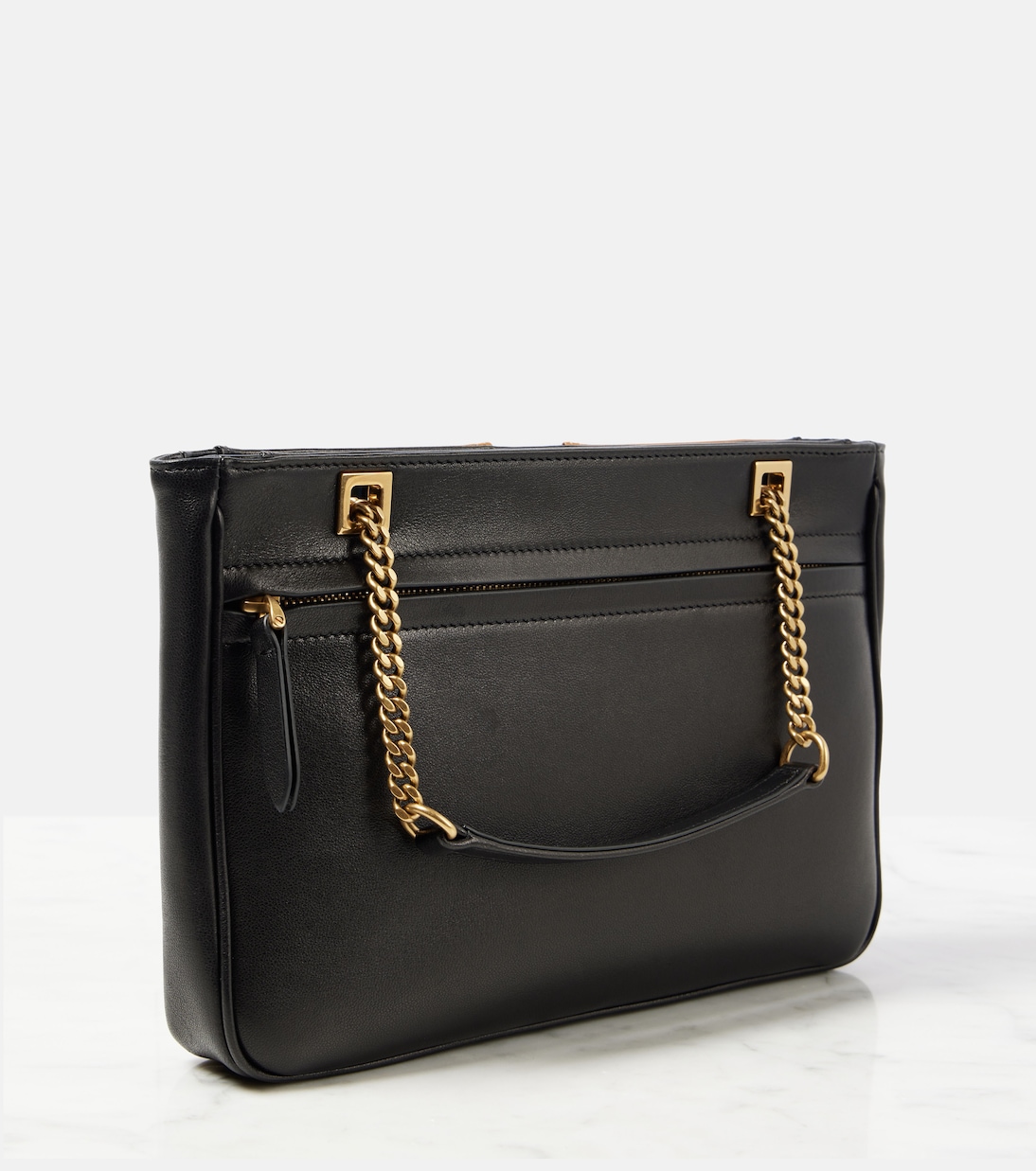 Viva Superstar Small leather shoulder bag | Valentino Garavani