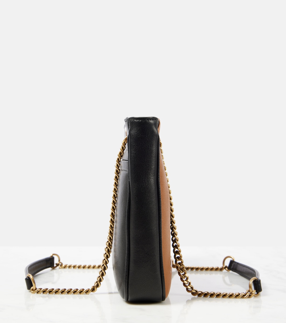 Viva Superstar Small leather shoulder bag | Valentino Garavani