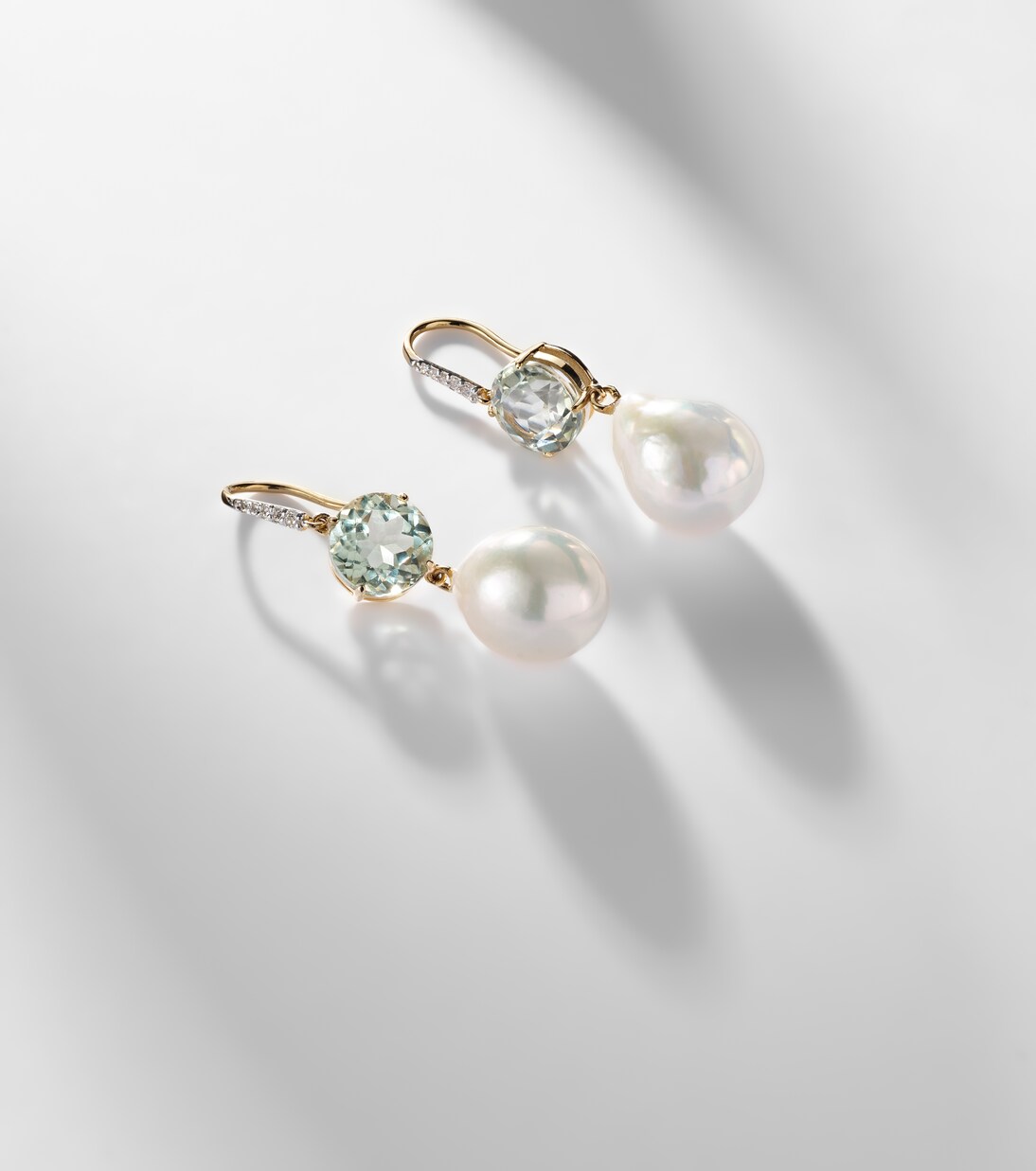 Pendientes de oro de 14 ct con amatistas, perlas y diamantes | Mateo