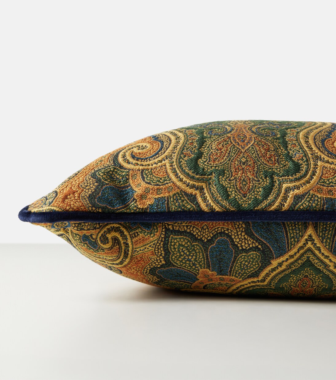 Deosai paisley jacquard cushion | Etro