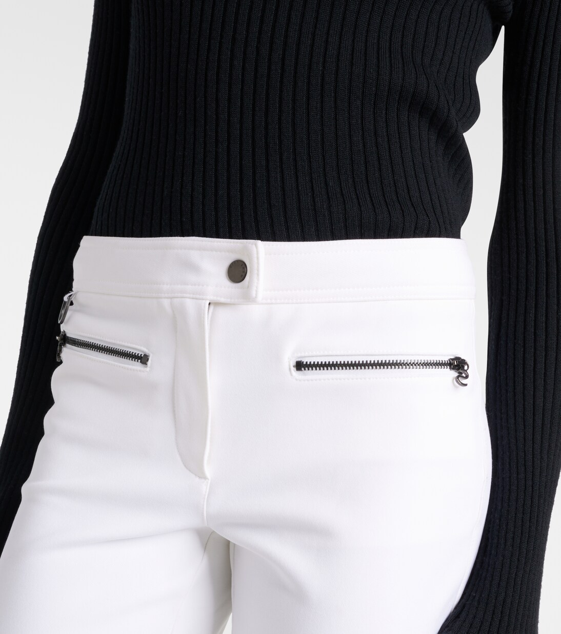 Ski-Steghose Jes | Erin Snow