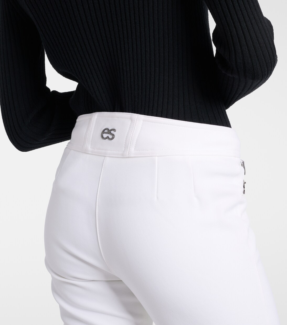 Ski-Steghose Jes | Erin Snow