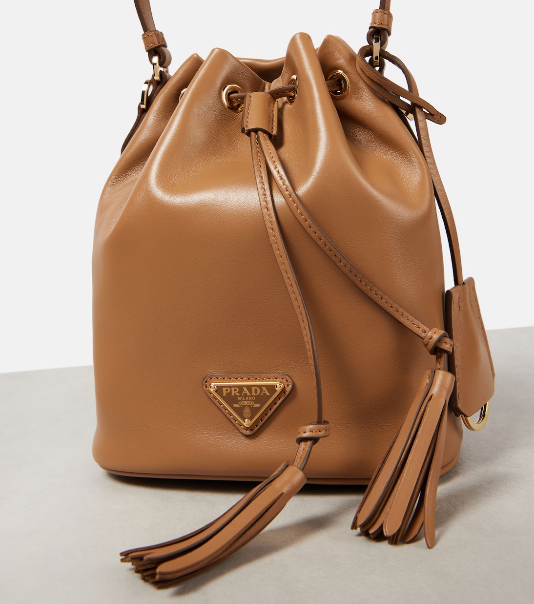 Bucket Bag Small aus Leder | Prada