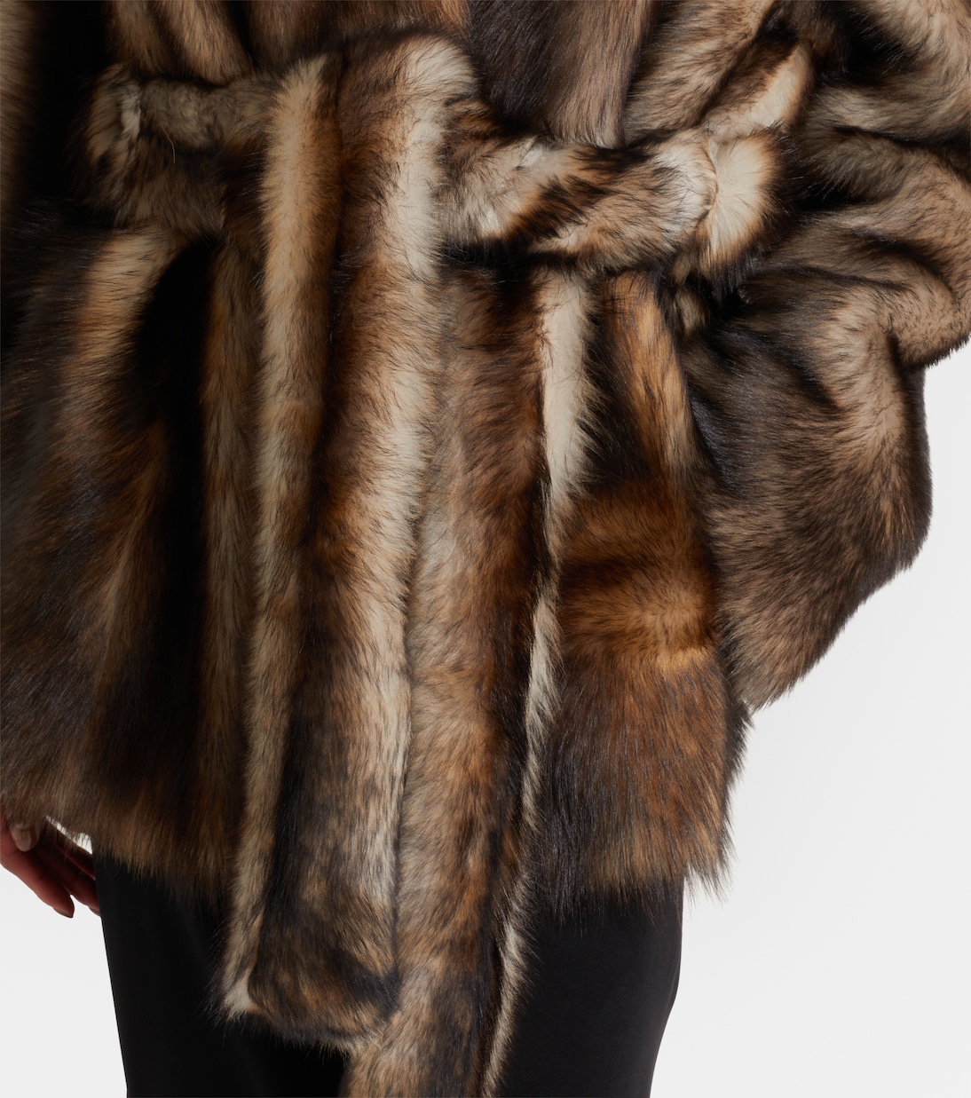 Jacke Elsa aus Shearling | Nour Hammour