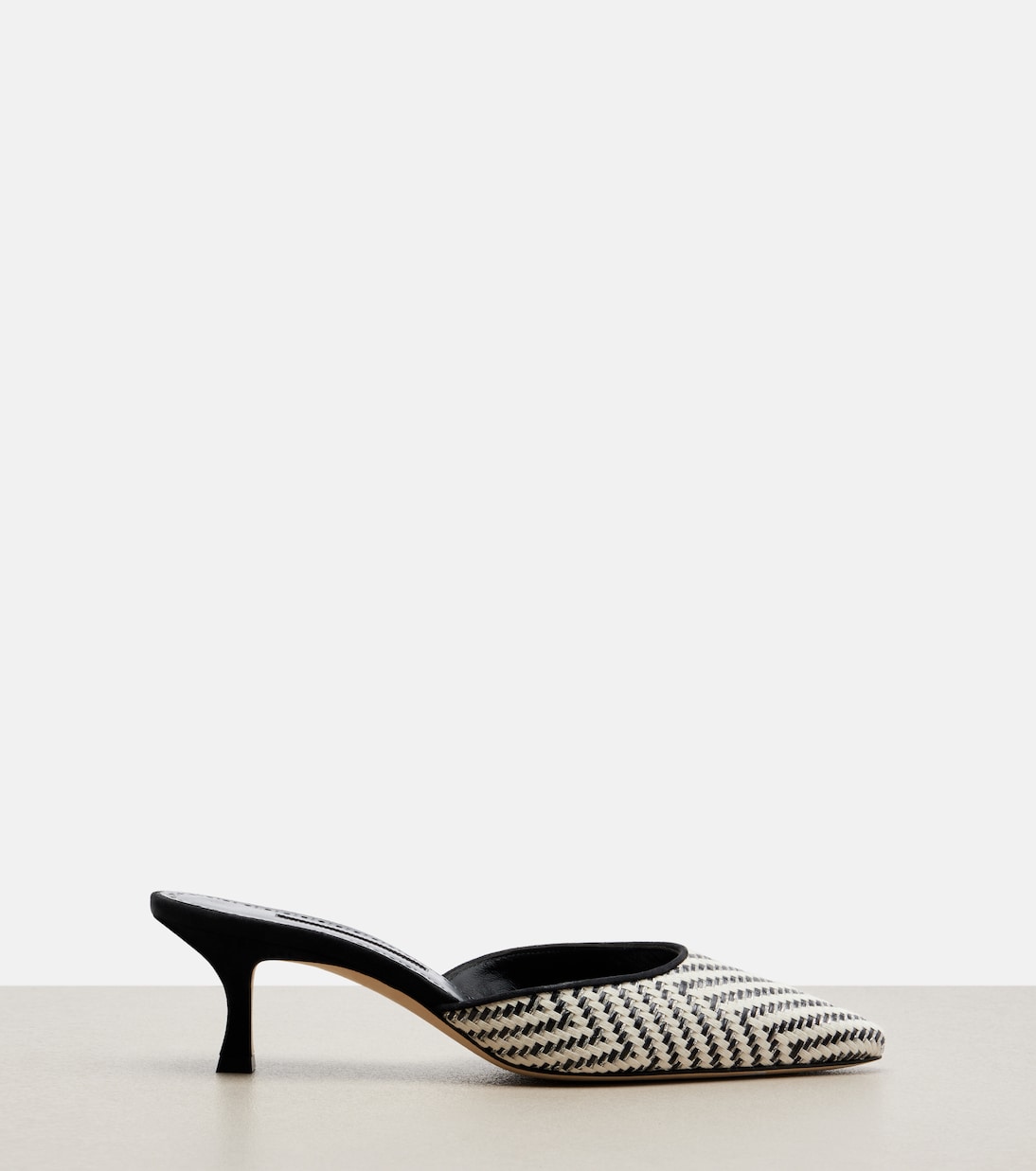 BB woven pumps | Manolo Blahnik