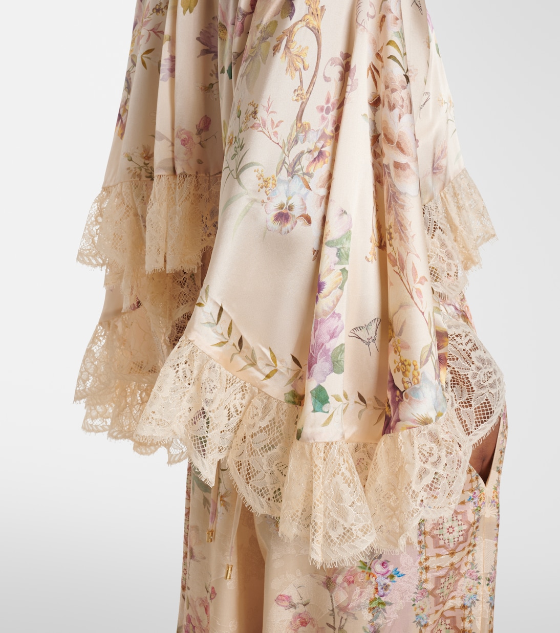 Top cropped in seta con pizzo | Camilla