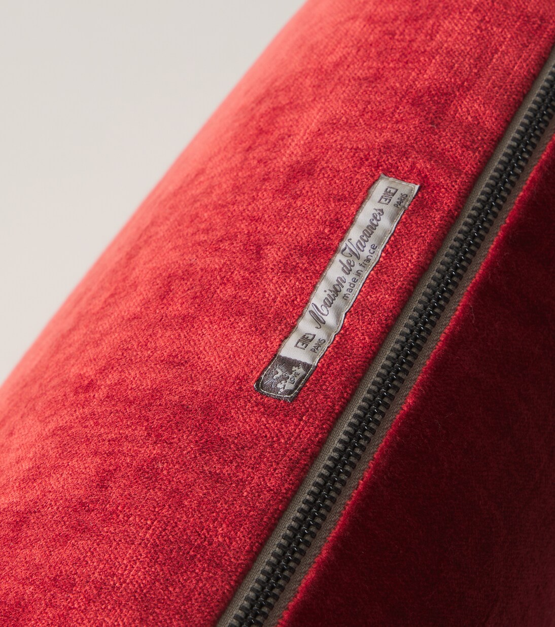 Leather-trimmed cushion | Maison de Vacances