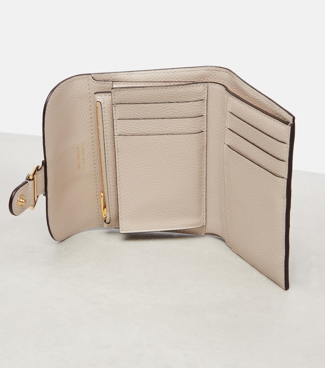 Brillant Compact leather wallet | Delvaux