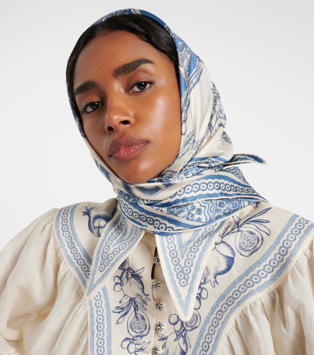 Bedrucktes Tuch Villa Romantica aus Seide | Alémais