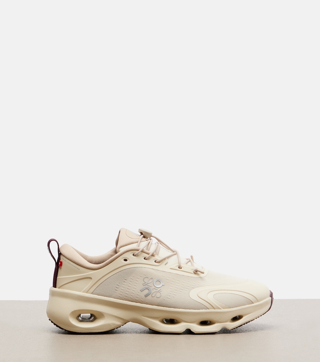 x On Cloudsolo跑鞋 | Loewe
