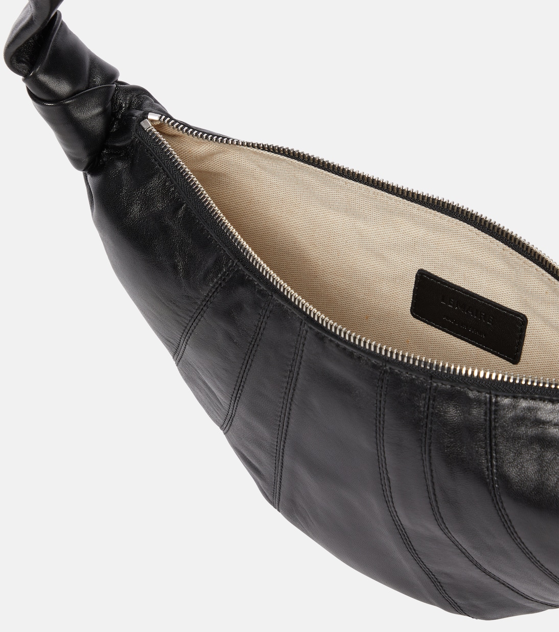 Schultertasche Croissant Small aus Leder | Lemaire
