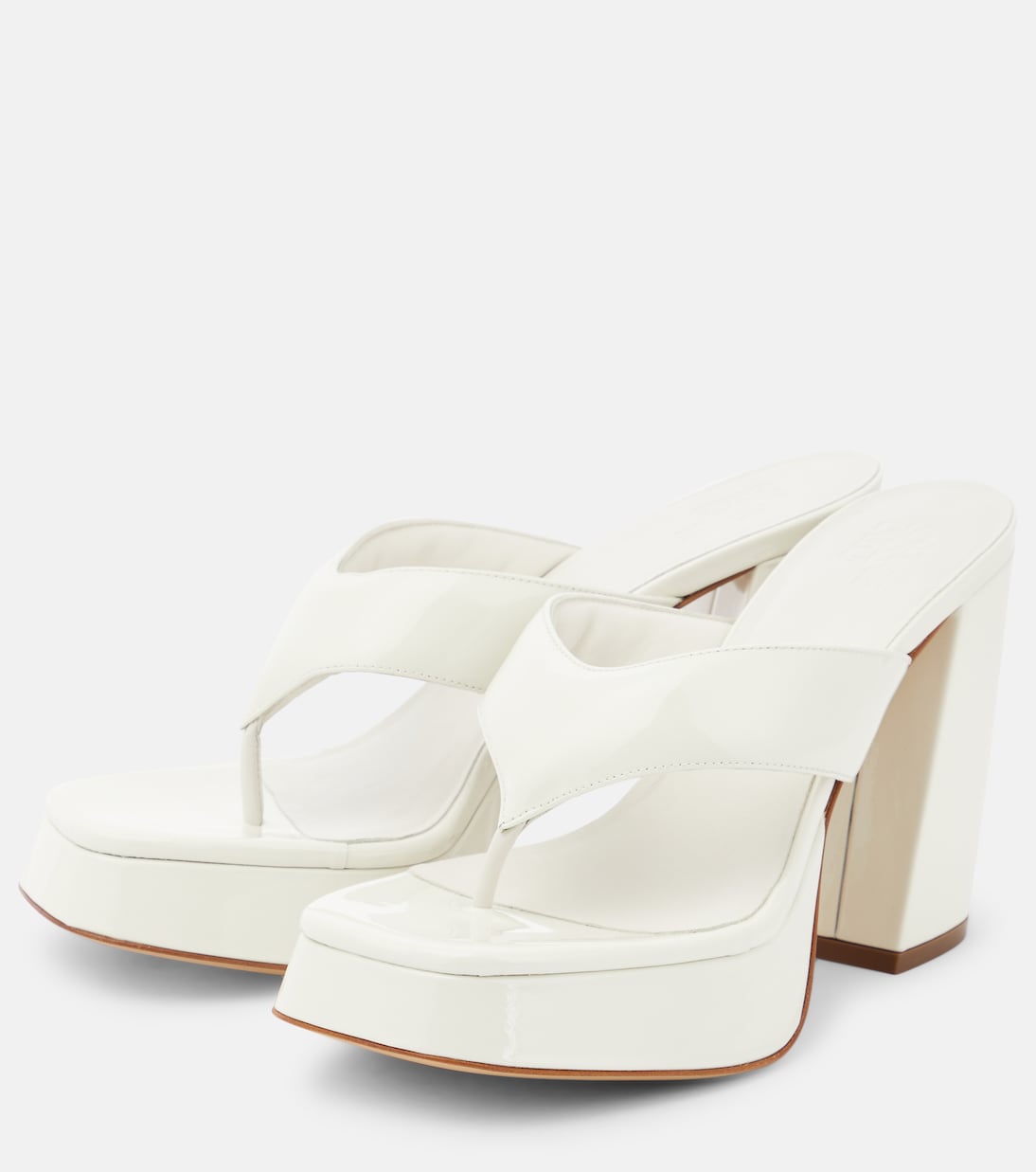 Plateausandalen aus Lackleder | Gia Borghini