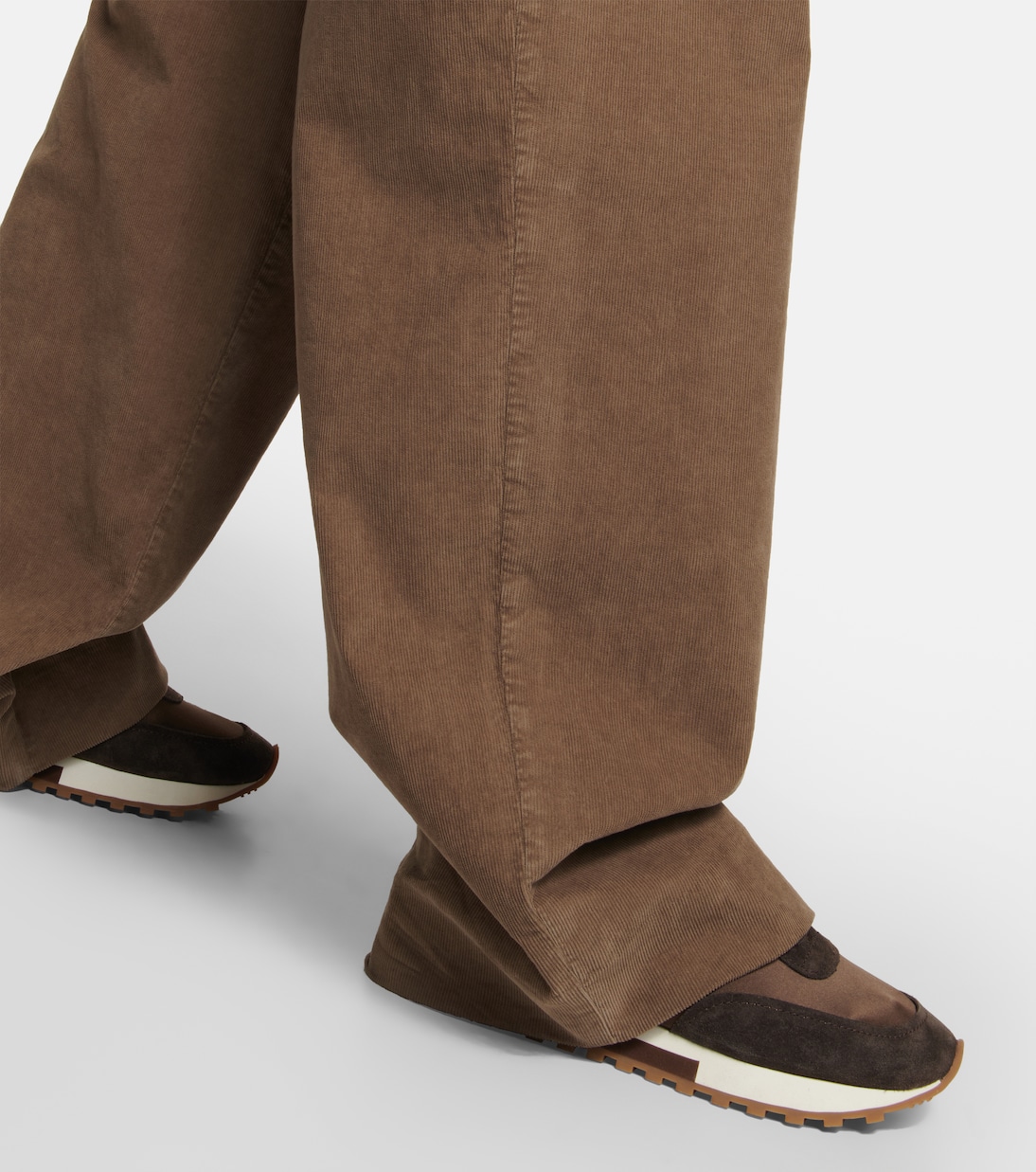 حذاء سنيكرز مقلم بالجلد السويدي Owen Runner | The Row