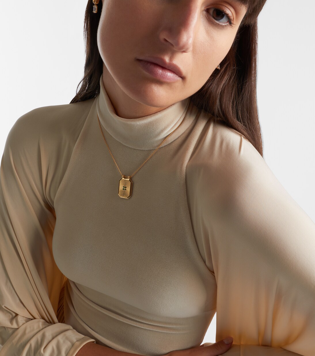 Luck 18kt gold pendant necklace with emerald | Marie Lichtenberg