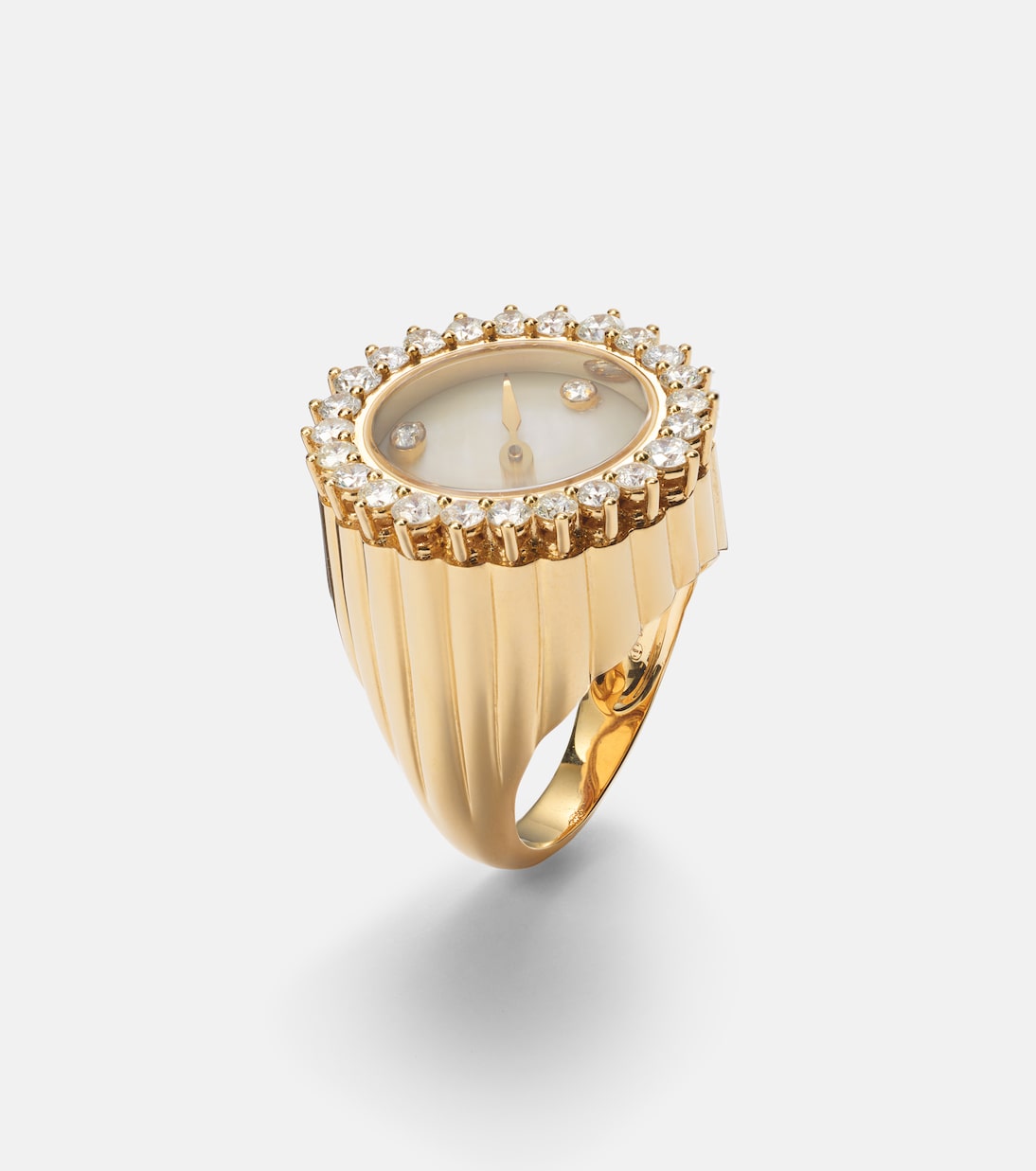 L'Horloge 18kt gold and mother-of-pearl ring with diamonds | Yvonne Léon