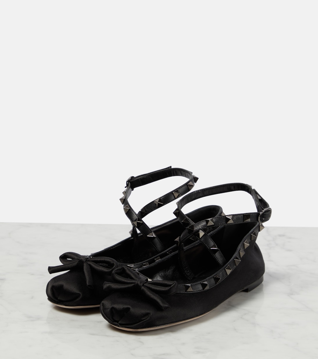 Ballerinas Rockstud aus Satin | Valentino Garavani
