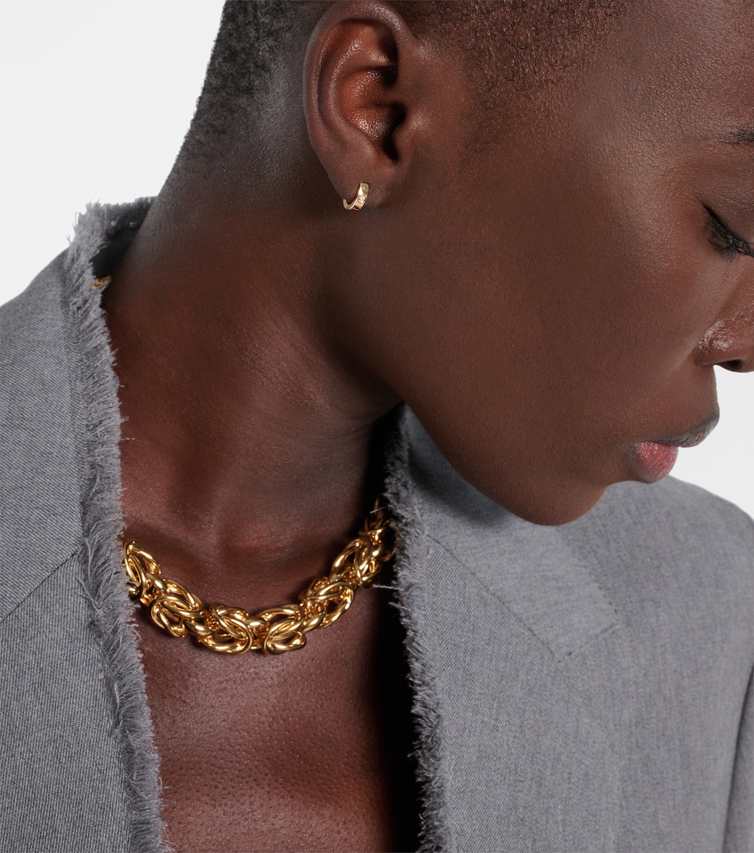 Ohrringe aus 18kt Gelbgold (750/1000) mit Diamant | Toteme